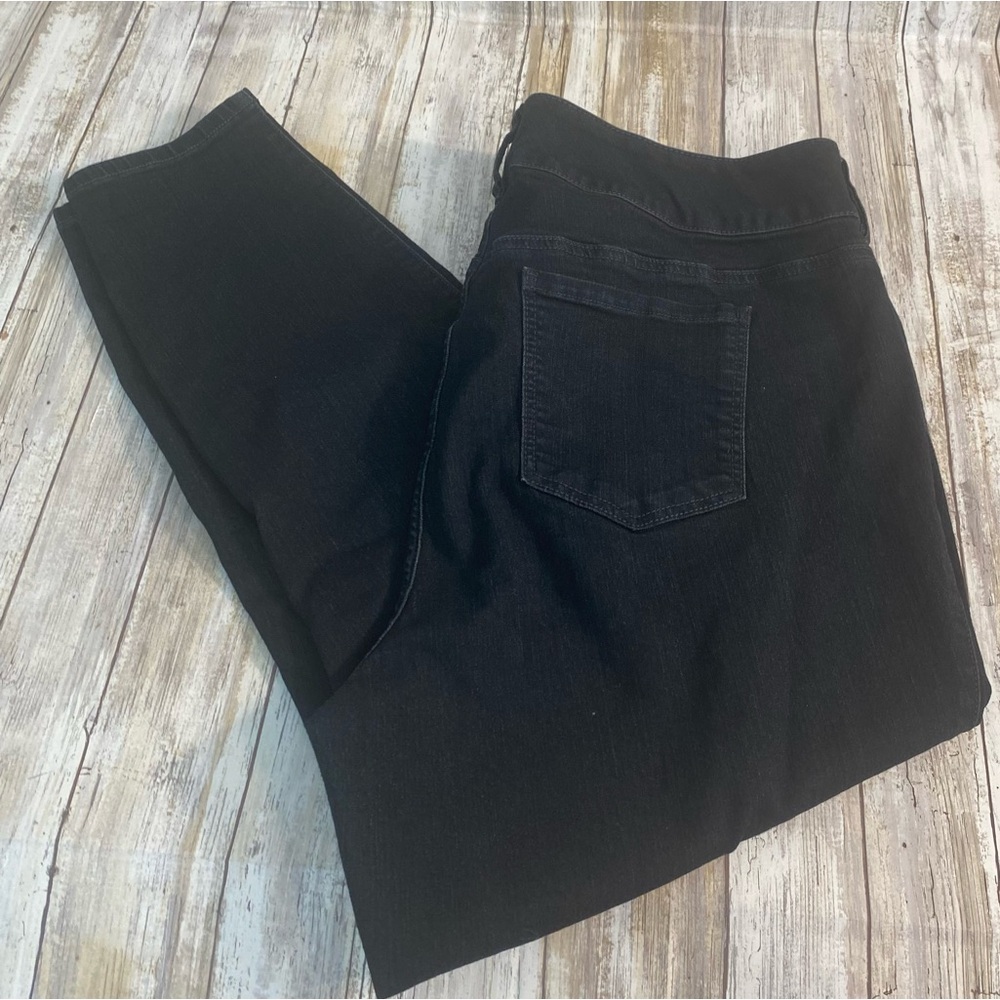 Torrid Dark Wash super Stretch Jeggings Sz 22 - Picture 2 of 7